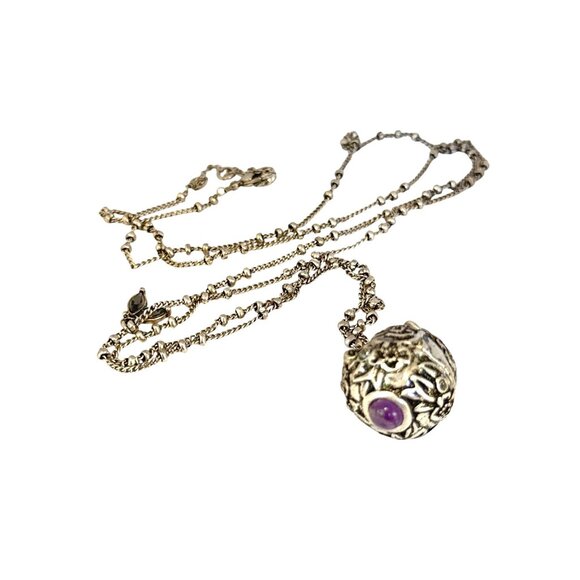 Vintage Silver Amethyst Locket Necklace with Hidden Butterfly Surprise Pendant - Picture 5 of 13